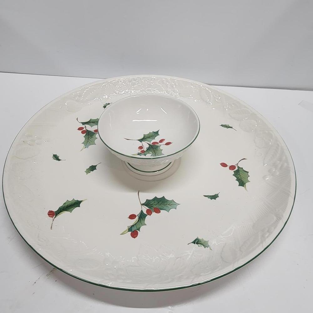 Flawless MIKASA Seasons Holly by Mikasa 1 pc chip & dip christmas - basement
